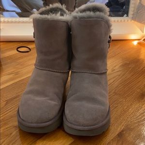 Ugg Classic Short II - Grey